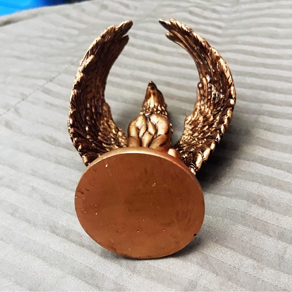 Dumbledore’s Office Griffin Statuette Desk Decor Harry Potter Wizard Hogwarts - Picture 3 of 7